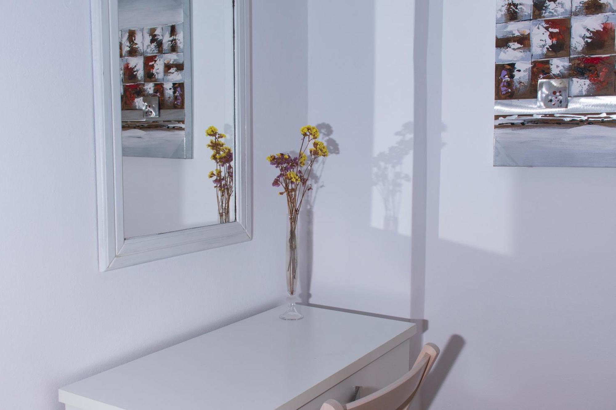 Апартаменти Eleni'S Seaview House Андрос Екстер'єр фото