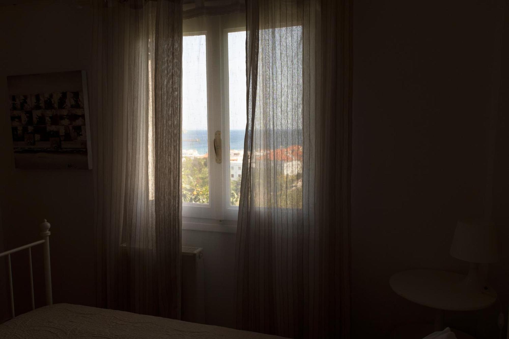 Апартаменти Eleni'S Seaview House Андрос Екстер'єр фото