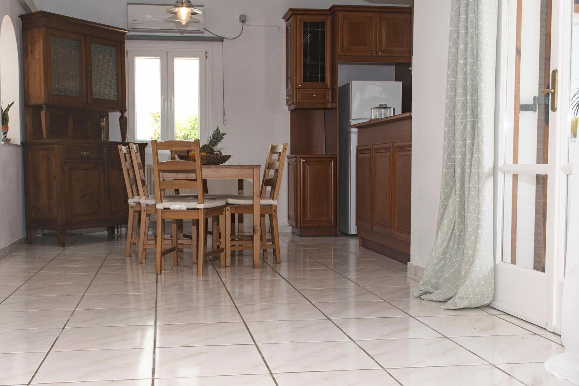 Апартаменти Eleni'S Seaview House Андрос Екстер'єр фото
